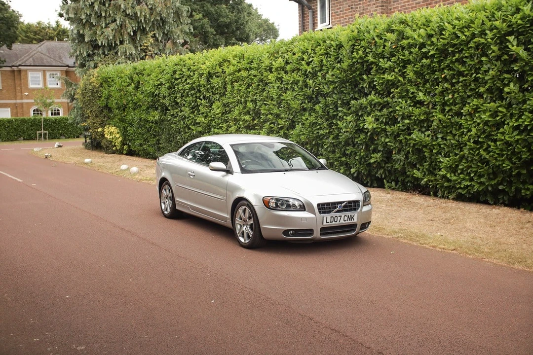 2007 Volvo C70 2nd Gen - Image 6 of 30