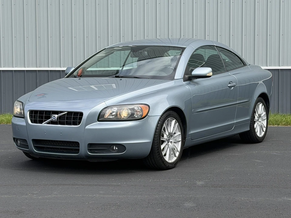 2007 Volvo C70 2nd Gen - Image 14 of 31