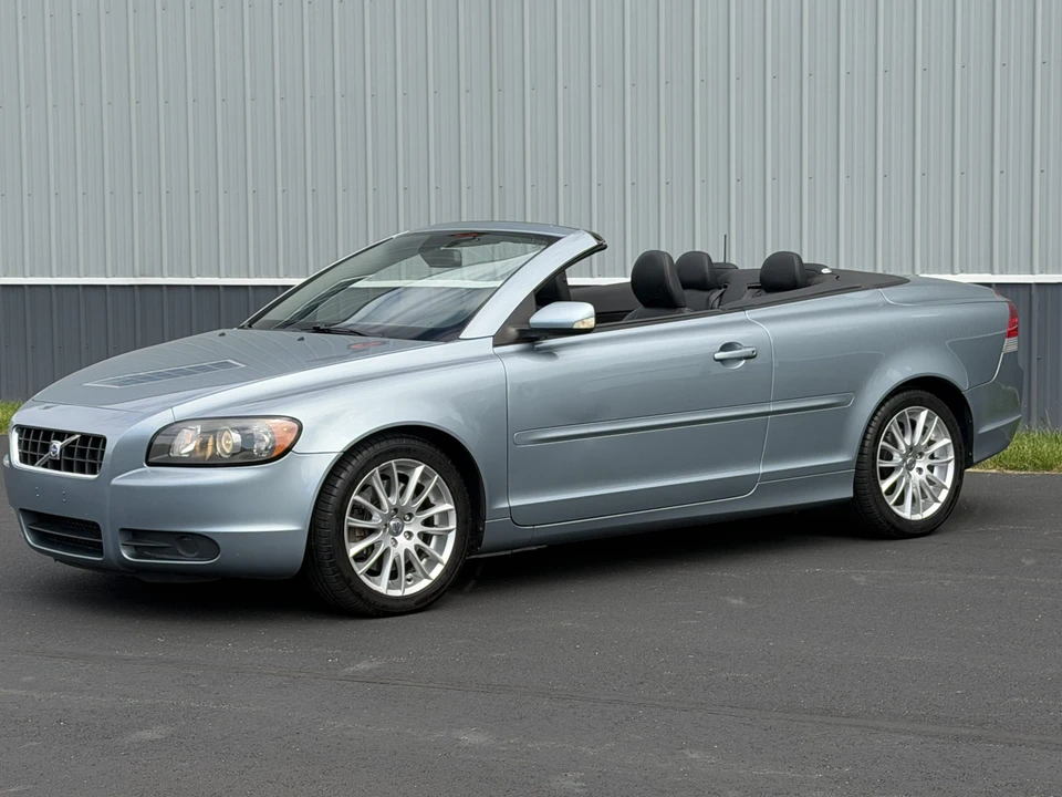 2007 Volvo C70 2nd Gen - Image 4 of 31