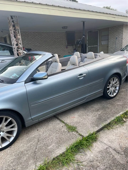 2007 Volvo C70 2nd Gen - Image 7 of 9