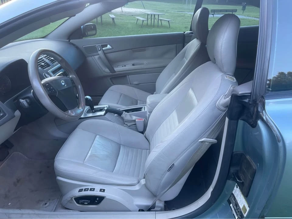 2007 Volvo C70 2nd Gen - Image 9 of 14