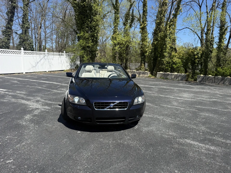2007 Volvo C70 2nd Gen - Image 16 of 31