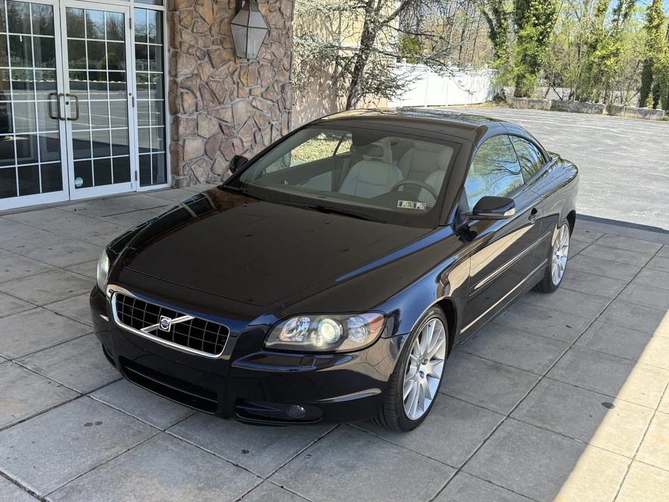 2007 Volvo C70 2nd Gen - Image 21 of 31