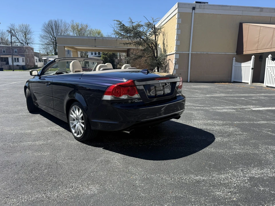 2007 Volvo C70 2nd Gen - Image 6 of 31