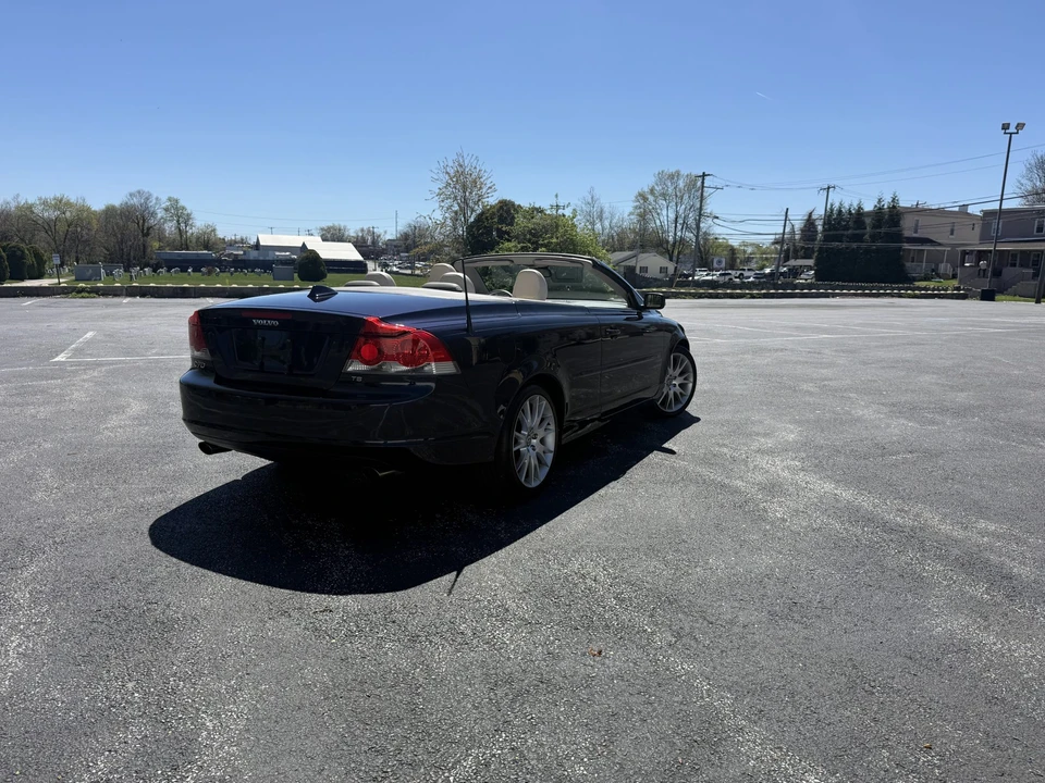 2007 Volvo C70 2nd Gen - Image 9 of 31