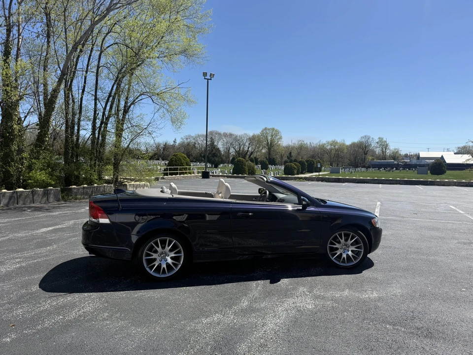 2007 Volvo C70 2nd Gen - Image 10 of 31