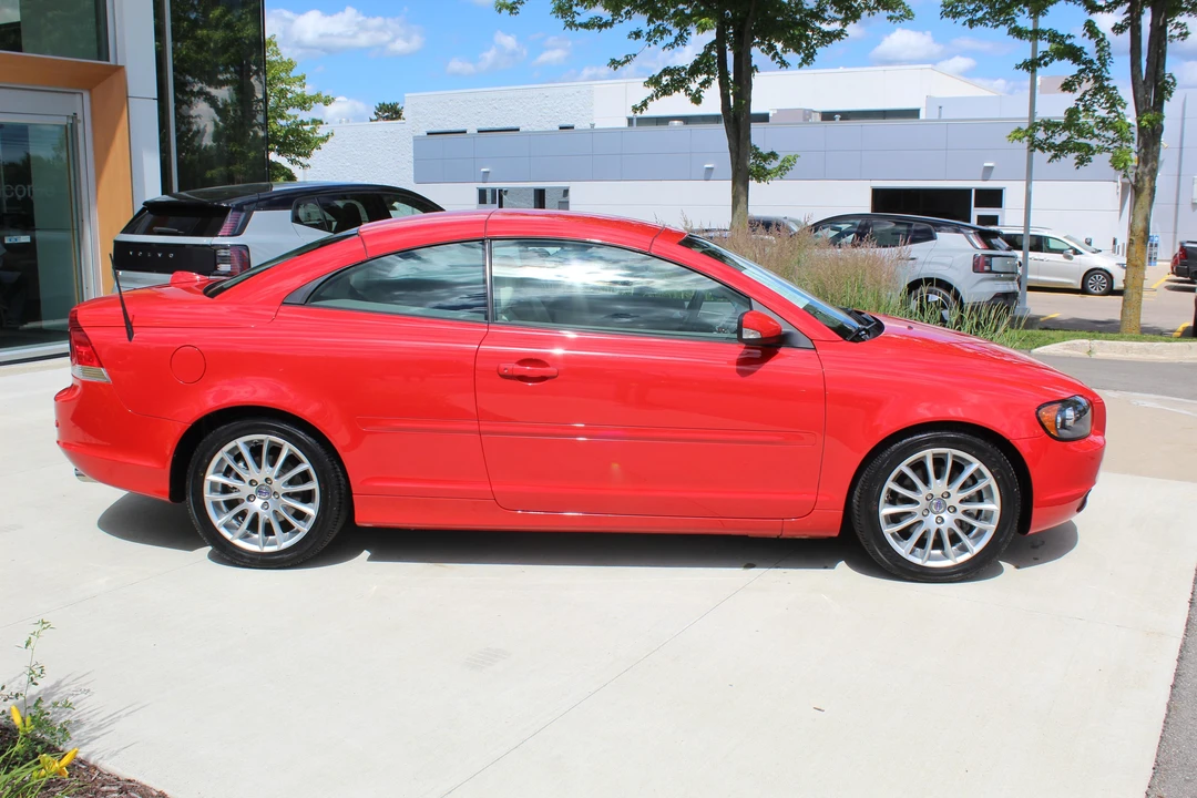 2007 Volvo C70 2nd Gen - Image 11 of 31