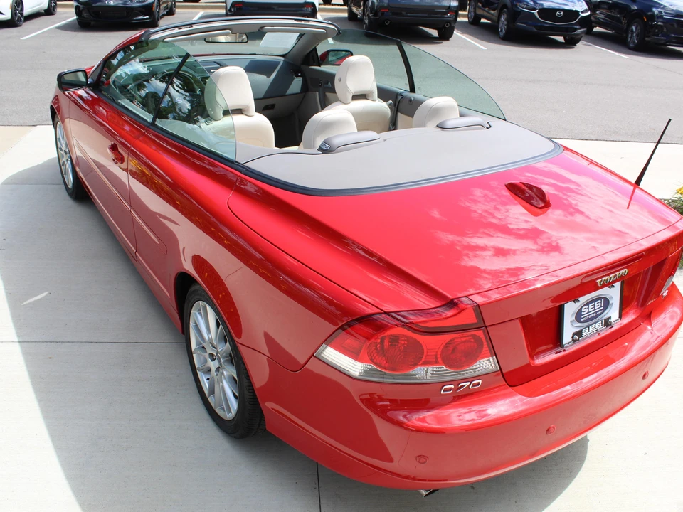 2007 Volvo C70 2nd Gen - Image 10 of 31