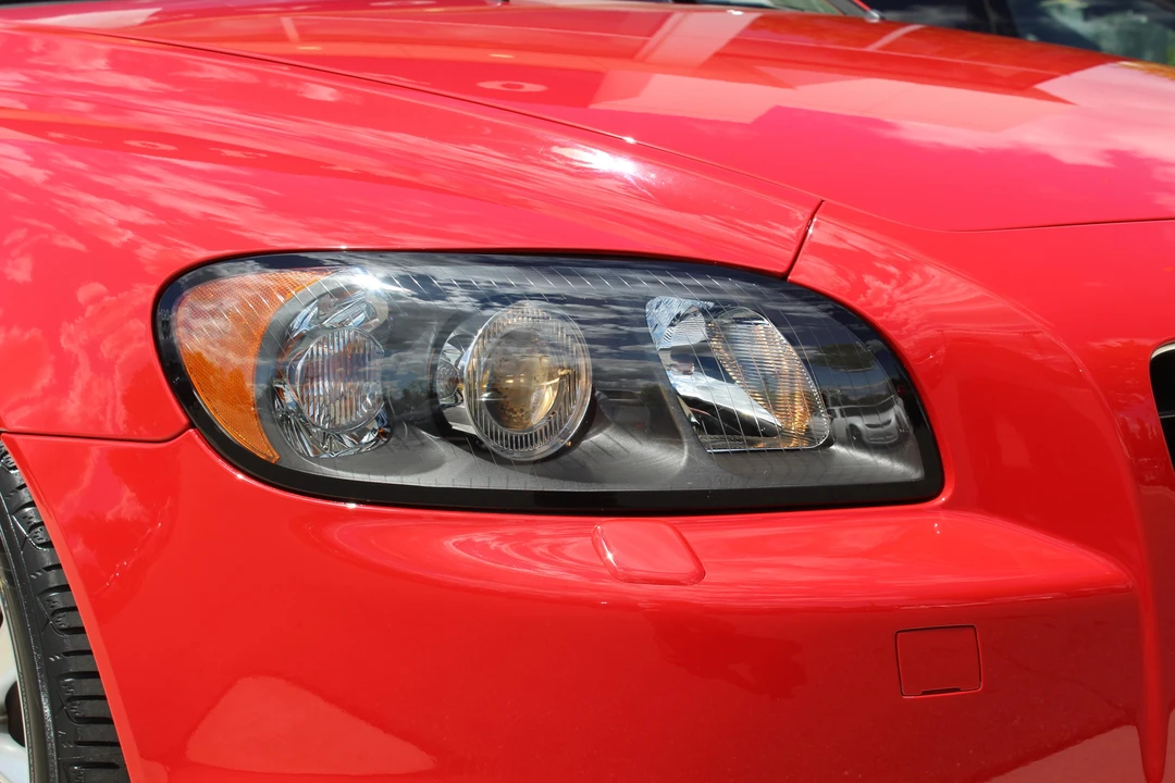 2007 Volvo C70 2nd Gen - Image 14 of 31
