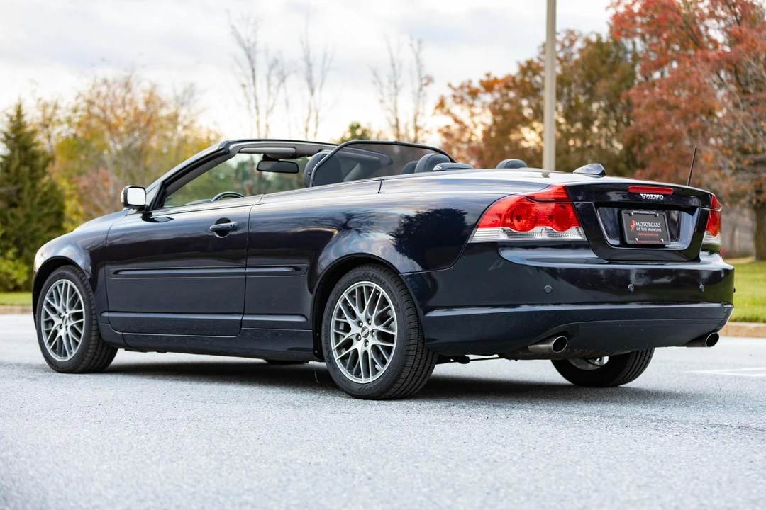 2007 Volvo C70 2nd Gen - Image 4 of 31