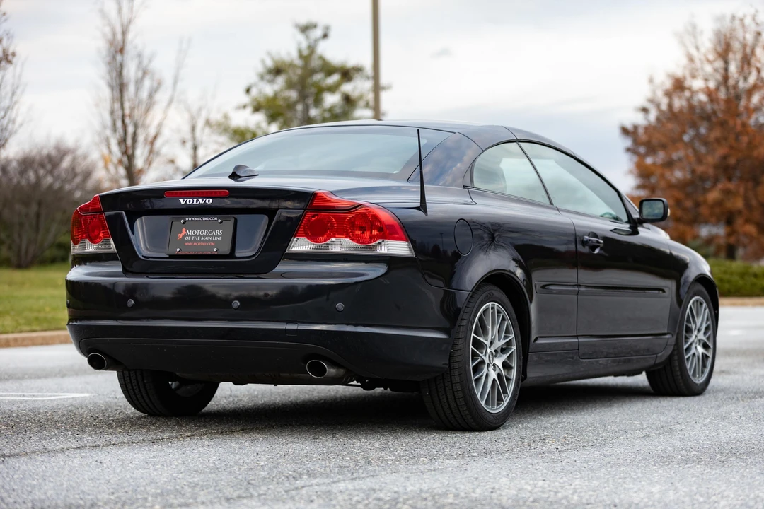 2007 Volvo C70 2nd Gen - Image 29 of 31