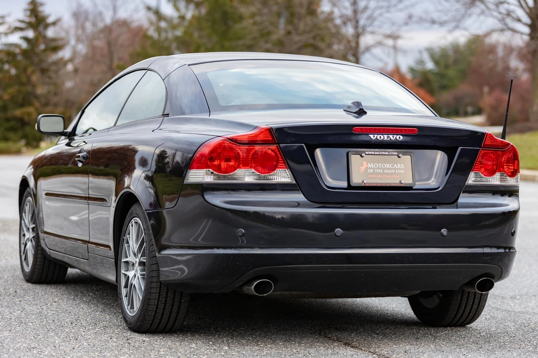2007 Volvo C70 2nd Gen - Image 27 of 31