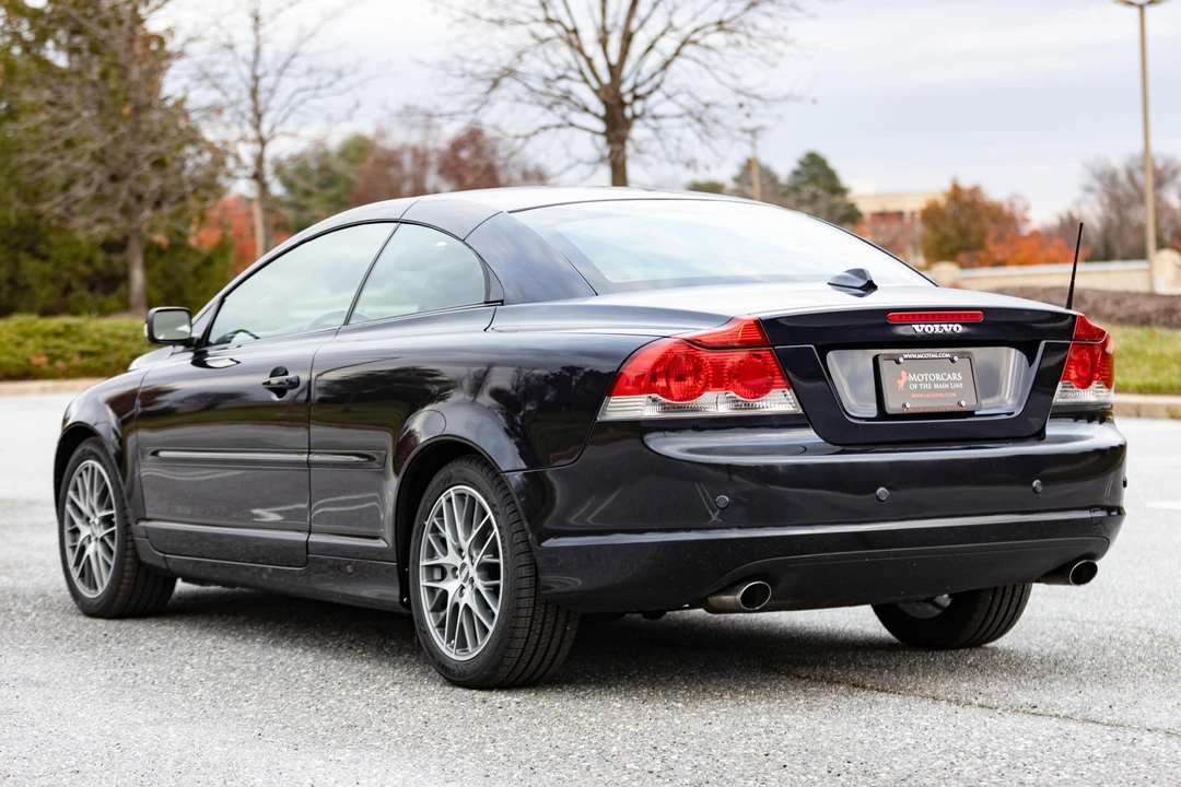 2007 Volvo C70 2nd Gen - Image 25 of 31