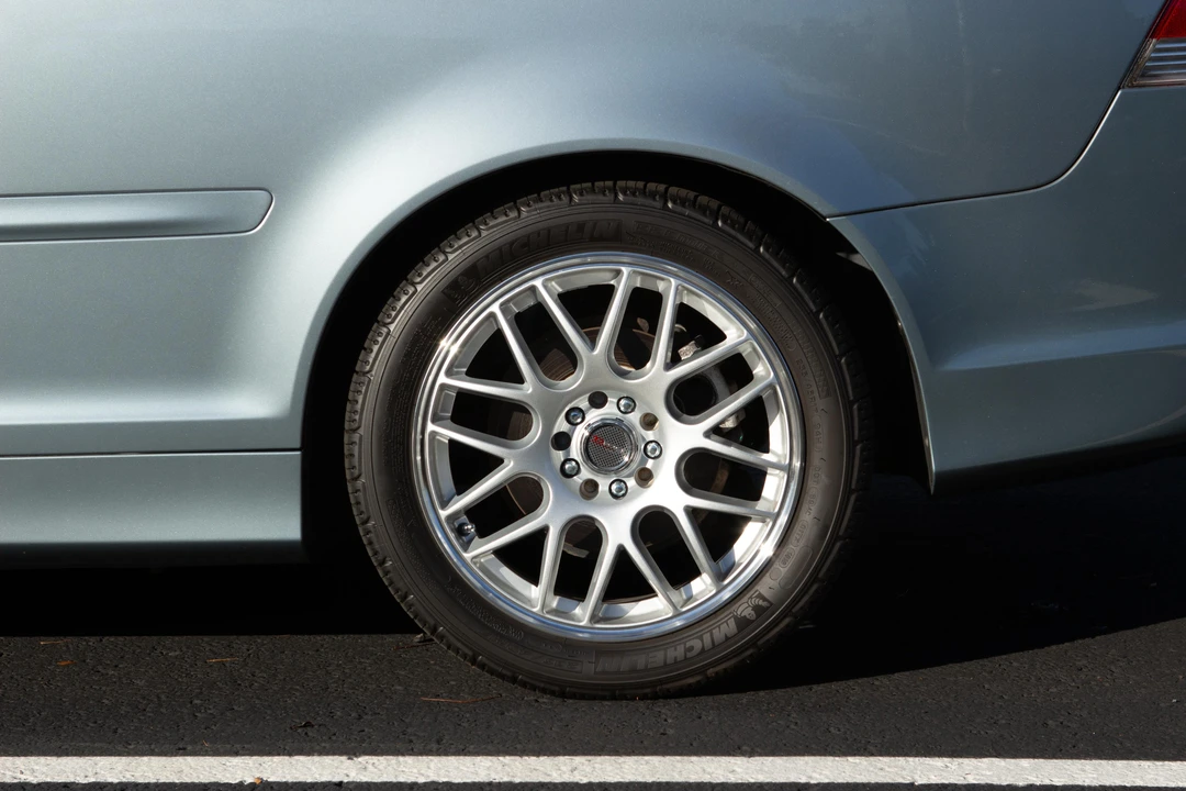 2007 Volvo C70 2nd Gen - Image 27 of 31
