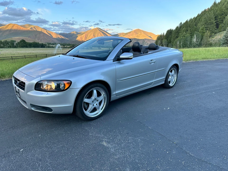 2007 Volvo C70 2nd Gen - Image 8 of 31
