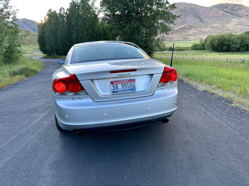 2007 Volvo C70 2nd Gen - Image 24 of 31