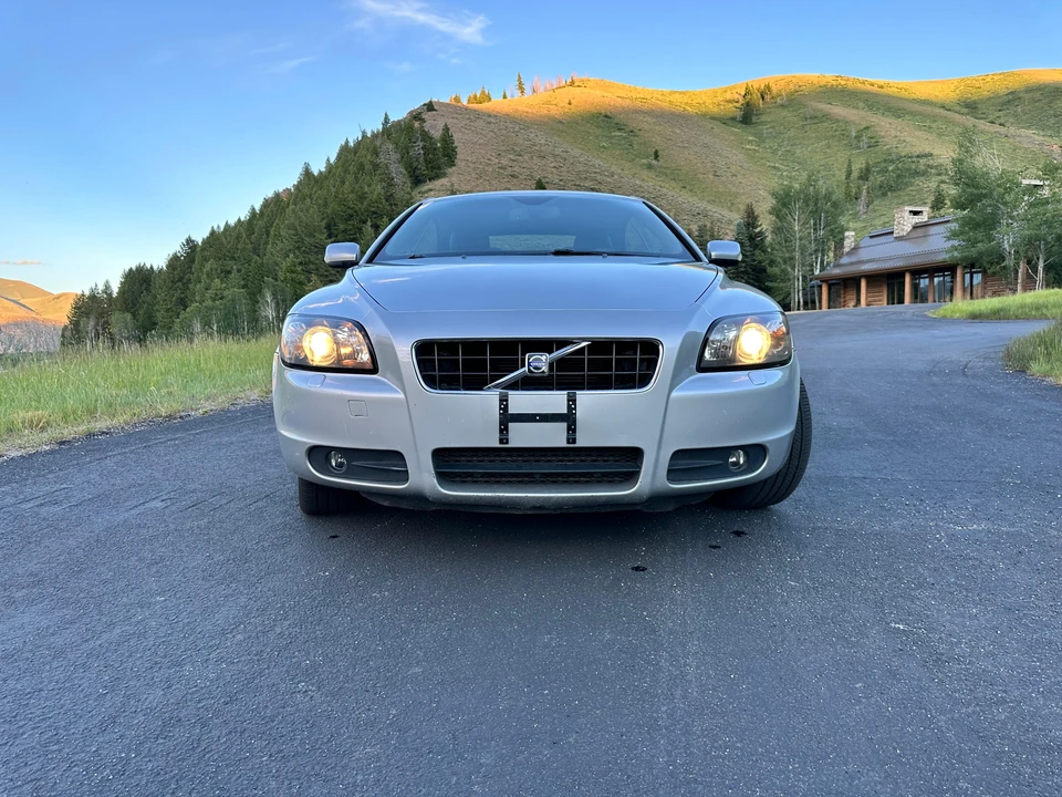 2007 Volvo C70 2nd Gen - Image 18 of 31
