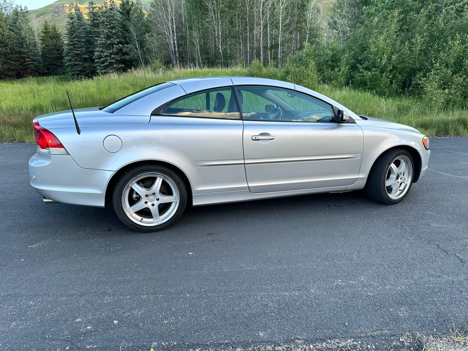 2007 Volvo C70 2nd Gen - Image 30 of 31