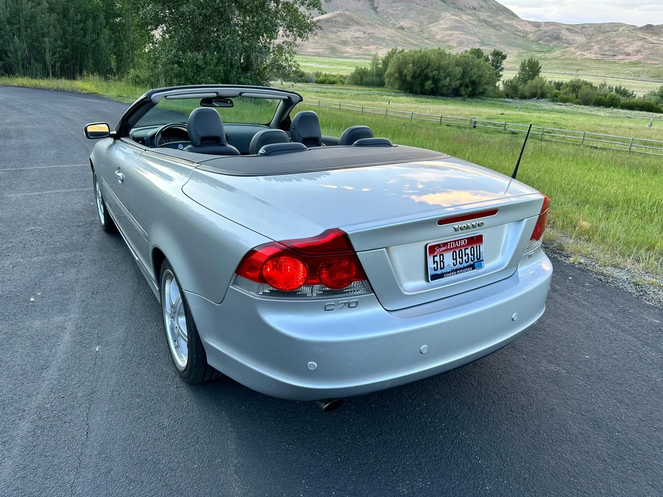 2007 Volvo C70 2nd Gen - Image 11 of 31