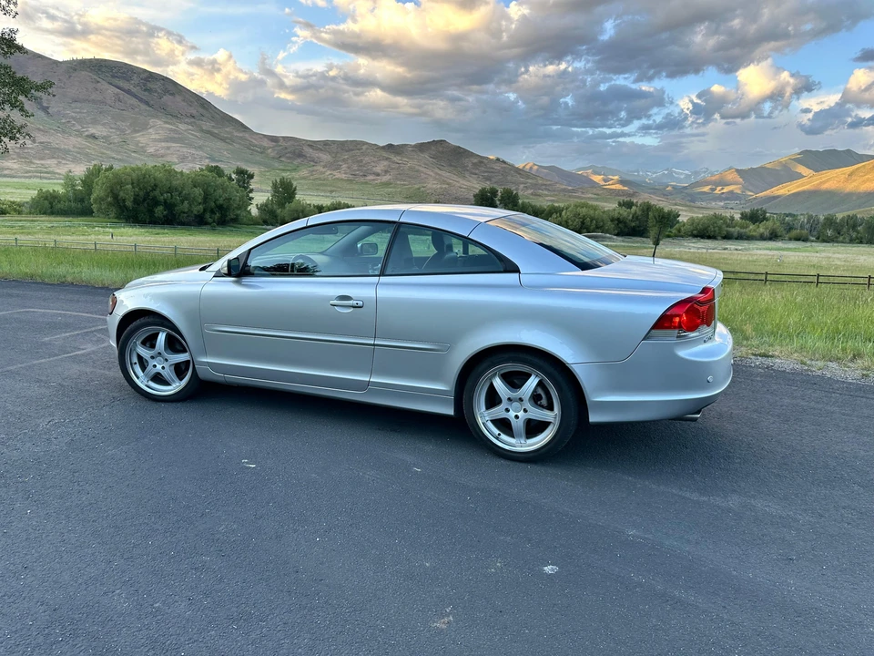 2007 Volvo C70 2nd Gen - Image 20 of 31