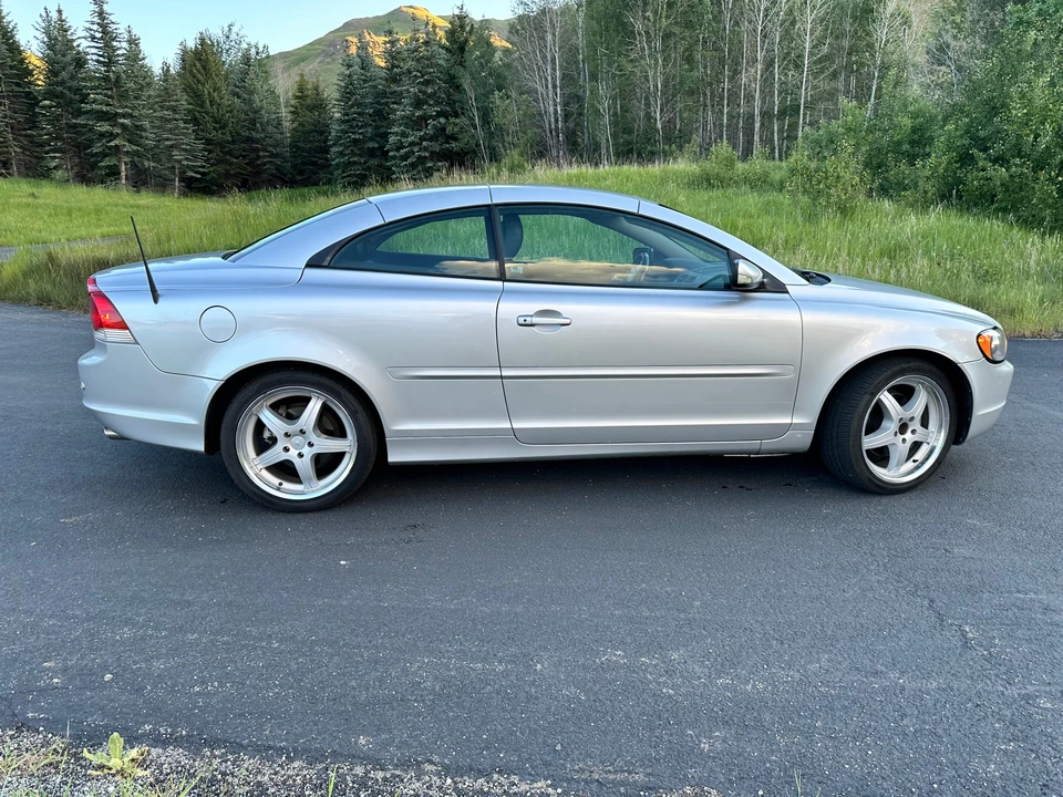 2007 Volvo C70 2nd Gen - Image 31 of 31
