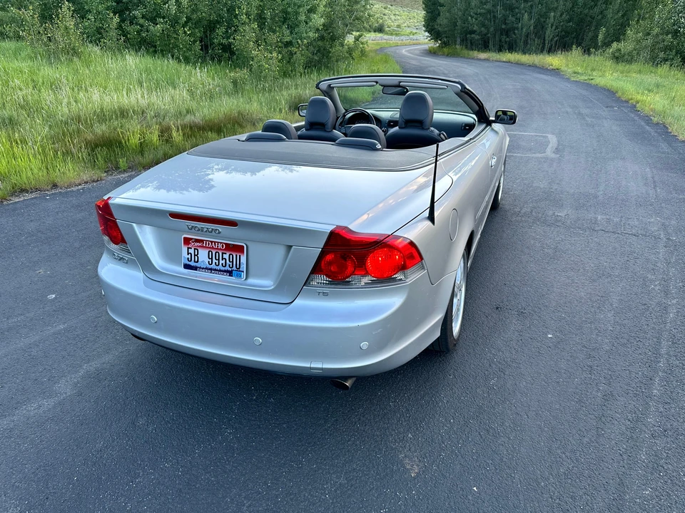 2007 Volvo C70 2nd Gen - Image 12 of 31