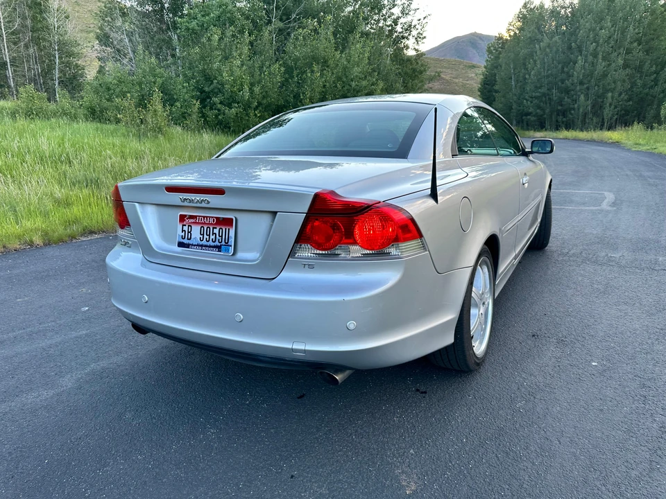 2007 Volvo C70 2nd Gen - Image 27 of 31