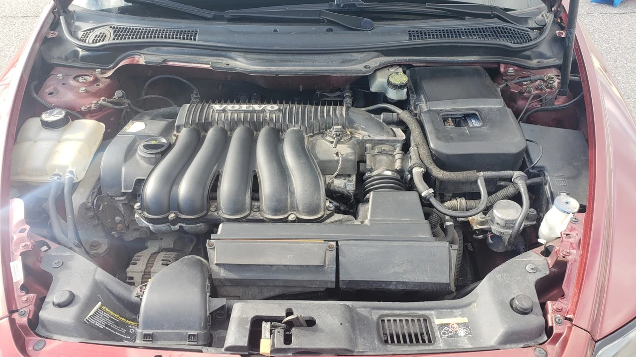 2007 Volvo S40 2nd Gen - Image 15 of 21
