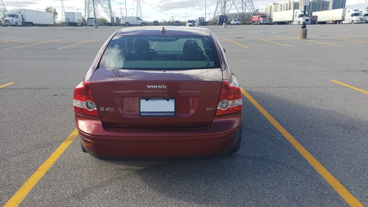 2007 Volvo S40 2nd Gen - Image 8 of 21