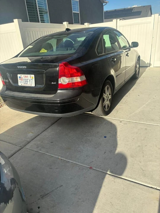 2007 Volvo S40 2nd Gen - Image 2 of 4