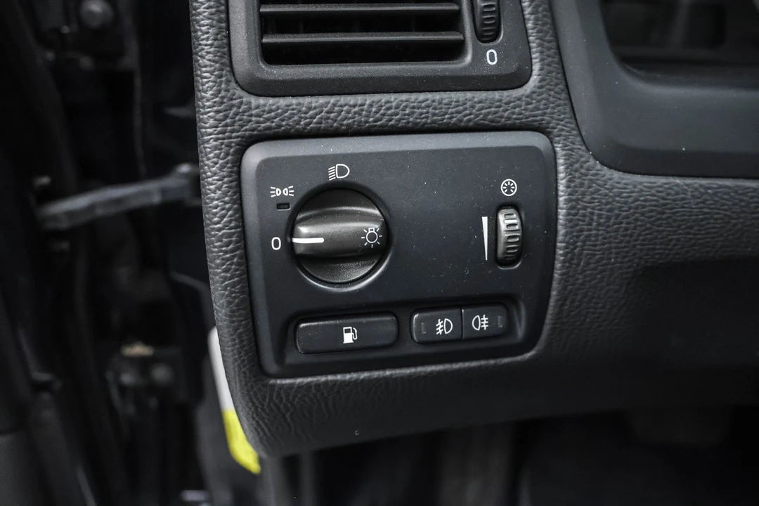 2007 Volvo S60 R 1st Gen - Image 9 of 12