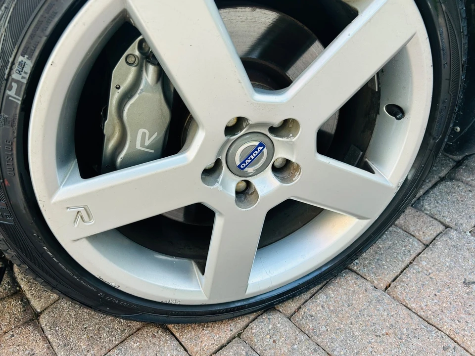 2007 Volvo S60 R 1st Gen - Image 28 of 31