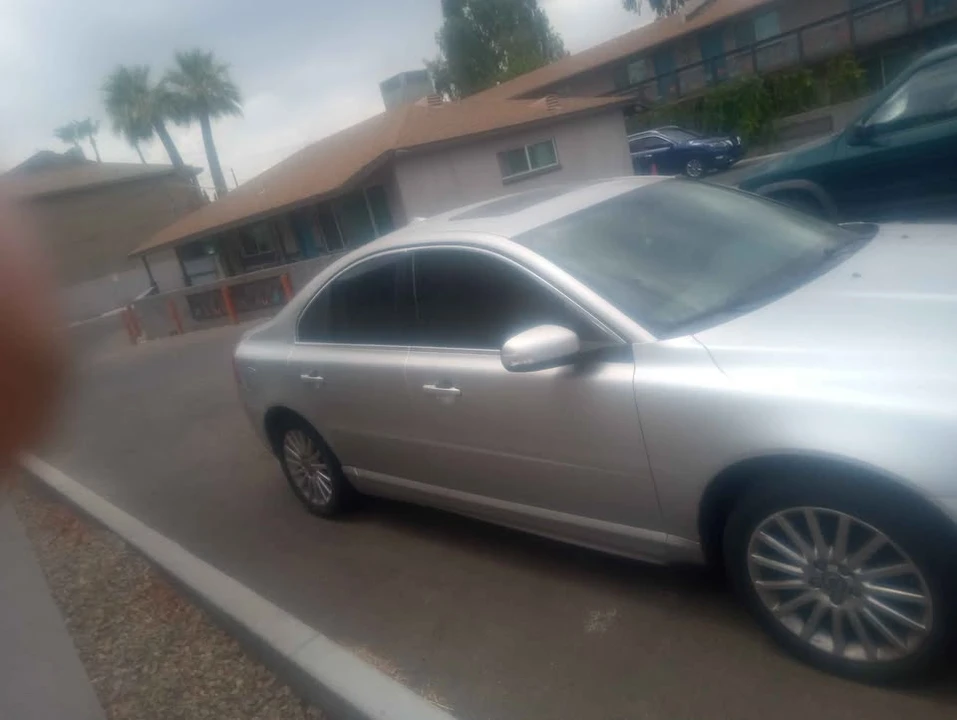 2007 Volvo S80 1st Gen - Image 2 of 5