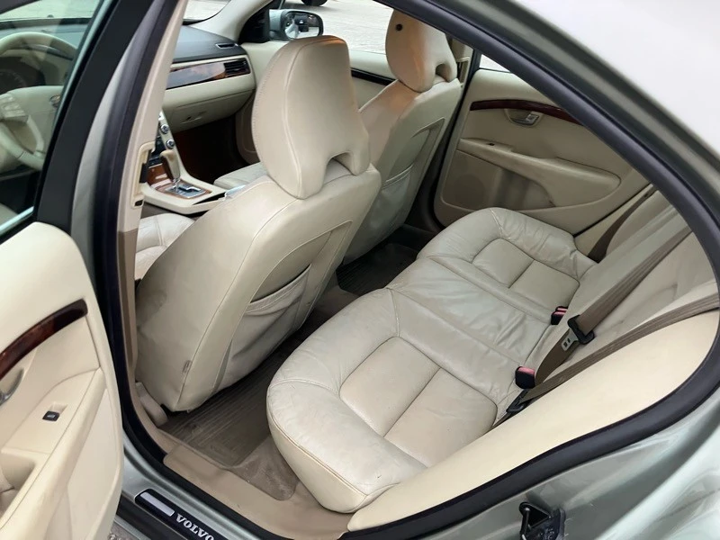 2007 Volvo S80 2nd Gen - Image 8 of 14