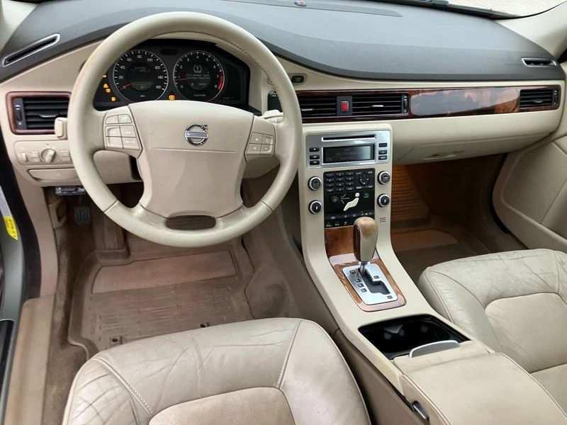 2007 Volvo S80 2nd Gen - Image 9 of 14