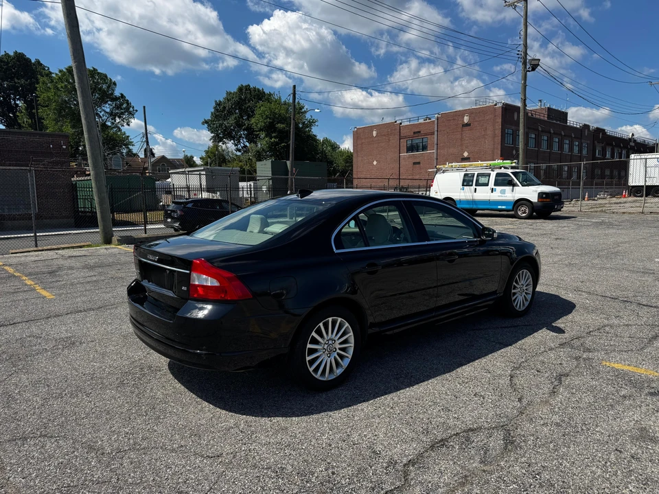 2007 Volvo S80 2nd Gen - Image 13 of 31