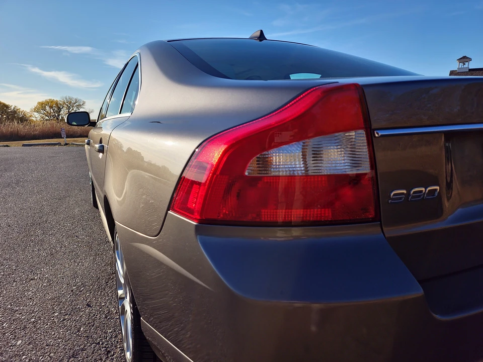 2007 Volvo S80 2nd Gen - Image 24 of 31