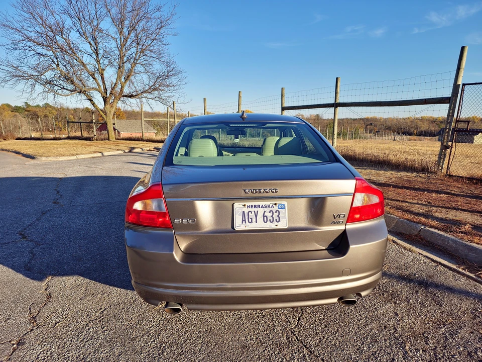 2007 Volvo S80 2nd Gen - Image 13 of 31