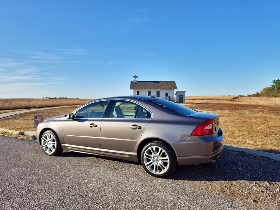 2007 Volvo S80 2nd Gen - Image 8 of 31