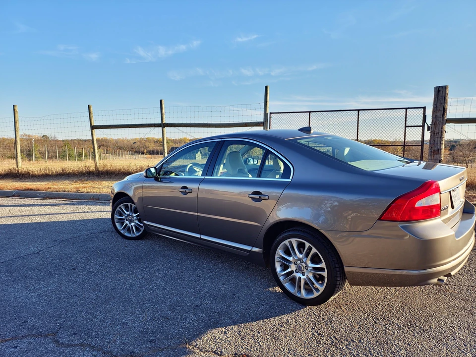 2007 Volvo S80 2nd Gen - Image 9 of 31