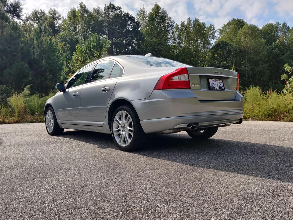2007 Volvo S80 2nd Gen - Image 15 of 28