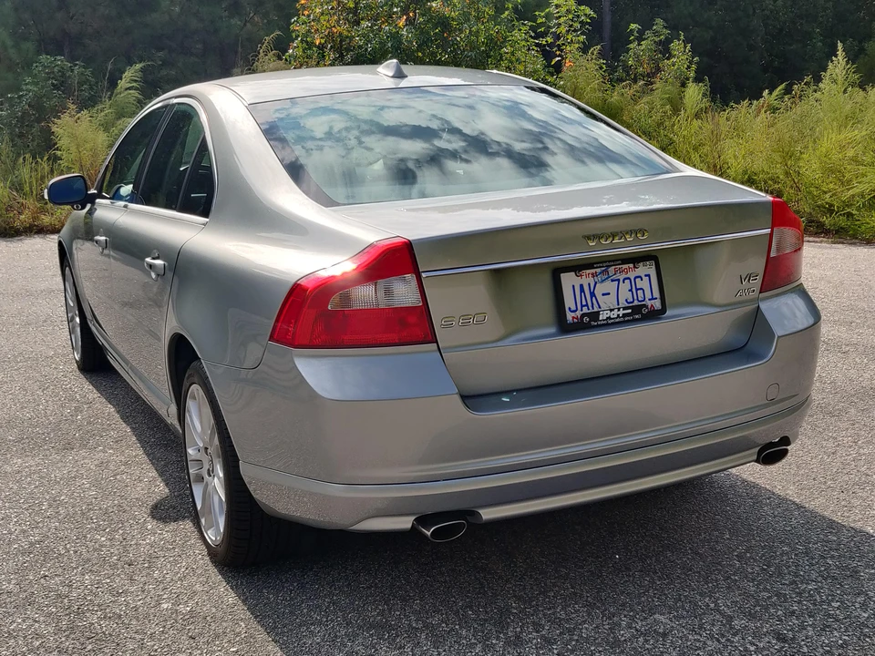 2007 Volvo S80 2nd Gen - Image 16 of 28