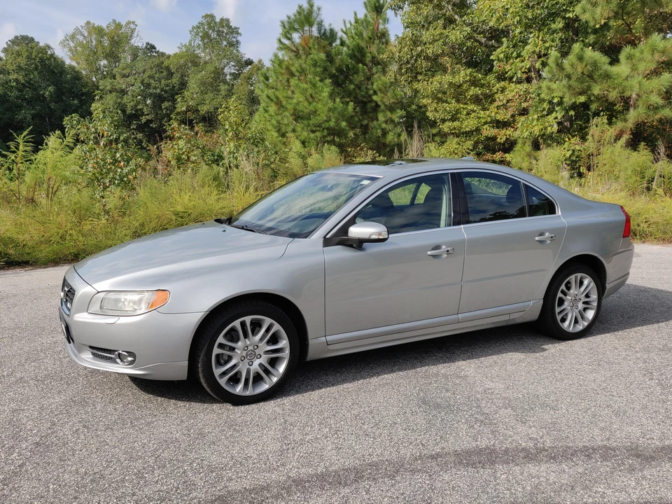 2007 Volvo S80 2nd Gen - Image 11 of 28