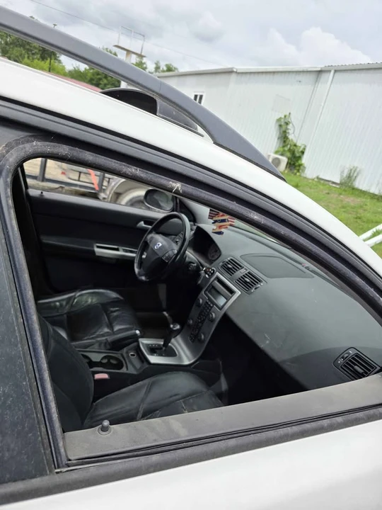 2007 Volvo V50 - Image 2 of 7