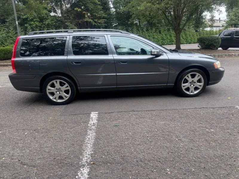 2007 Volvo V70 2nd Gen - Image 8 of 12