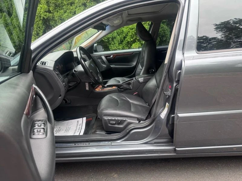 2007 Volvo V70 2nd Gen - Image 10 of 12