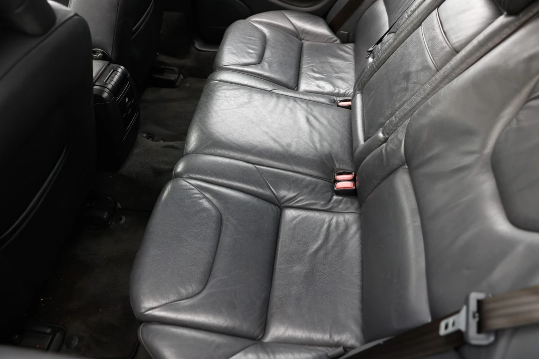 2007 Volvo V70 2nd Gen - Image 10 of 12