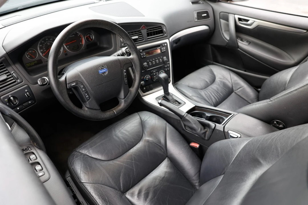 2007 Volvo V70 2nd Gen - Image 4 of 12