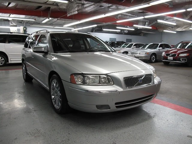 2007 Volvo V70 2nd Gen - Image 10 of 31