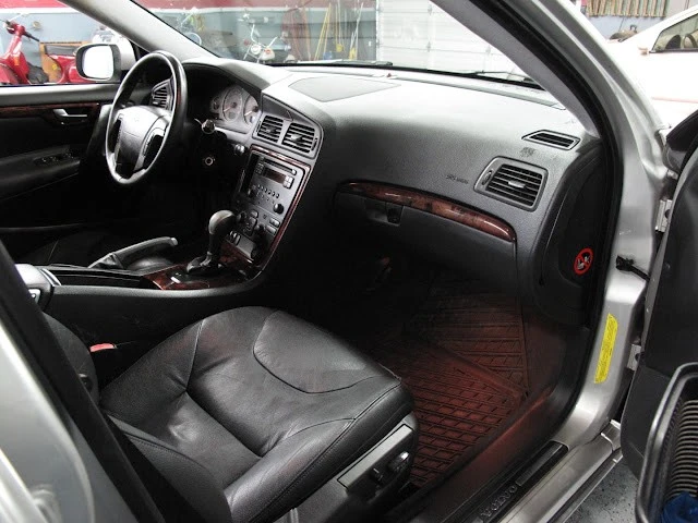 2007 Volvo V70 2nd Gen - Image 11 of 31